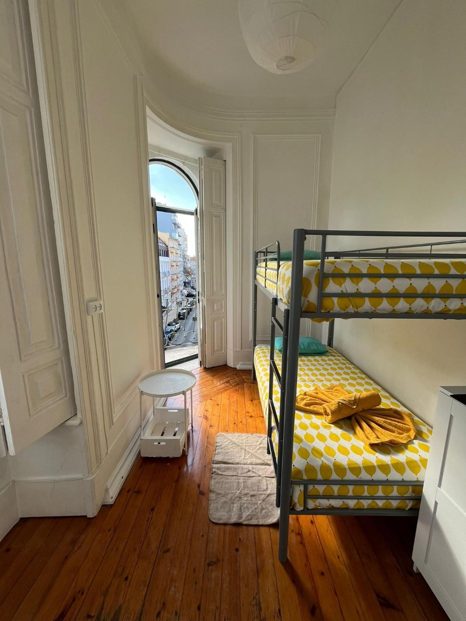 Garden Campo De Ourique Guest House - Hostel Lisboa 外观 照片